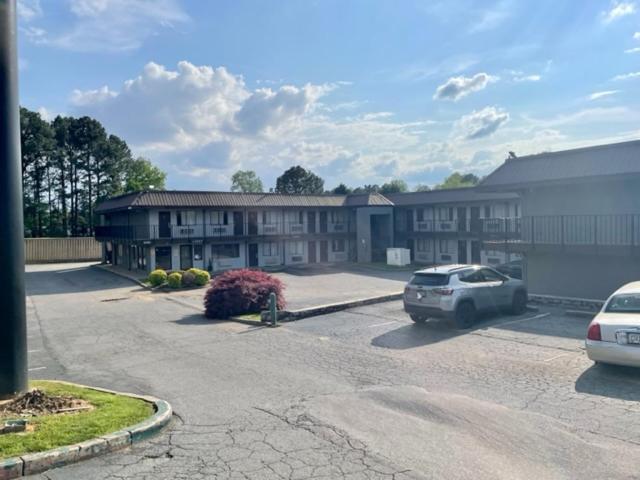 Western Inn Marietta Smyrna Extérieur photo